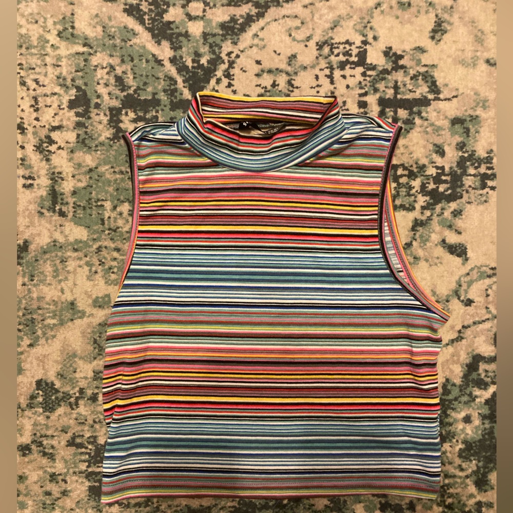 Multicolored turtleneck crop top